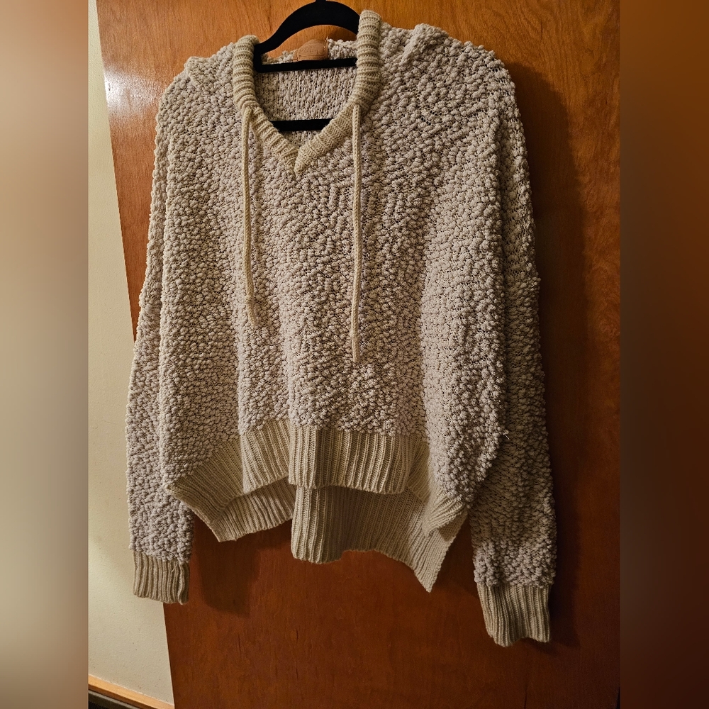 POL Cozy Cream V-Neck Sweater